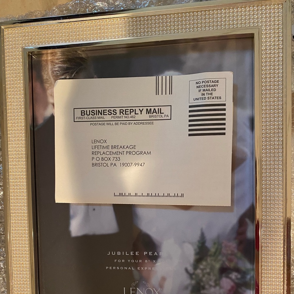 Lenox jubilee Pearl frame 8x10